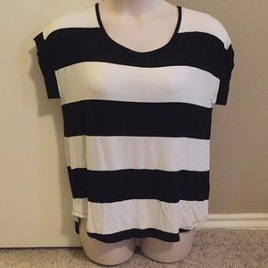 Hi-low striped tee.